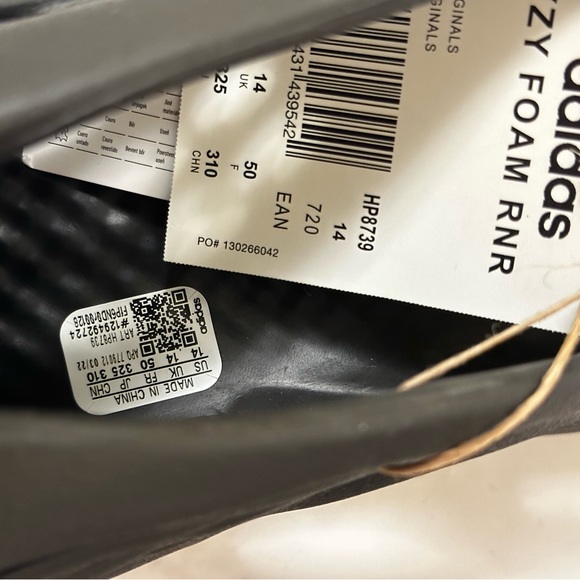 Yeezy Foam Runner - Picture 3 of 4